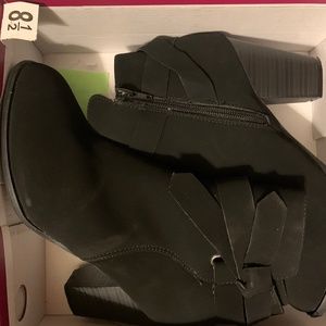 D’LISH HEELS